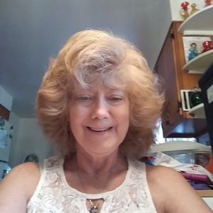 Meet your Posher, Catherine